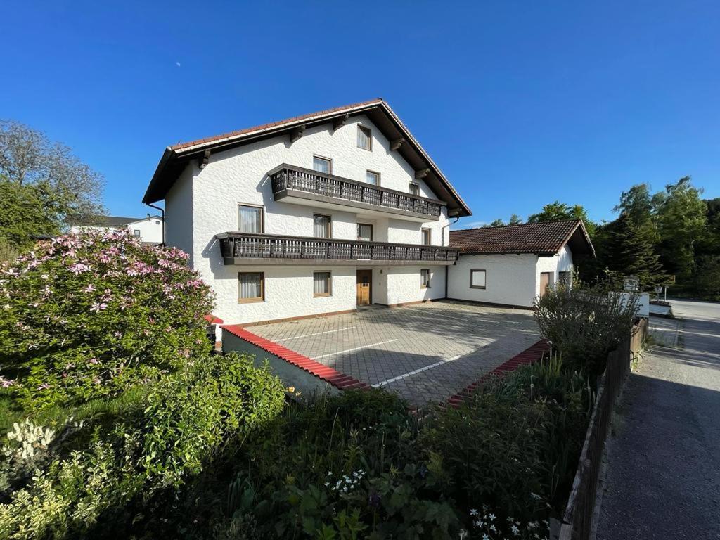 Pension Memminger Windorf  Экстерьер фото