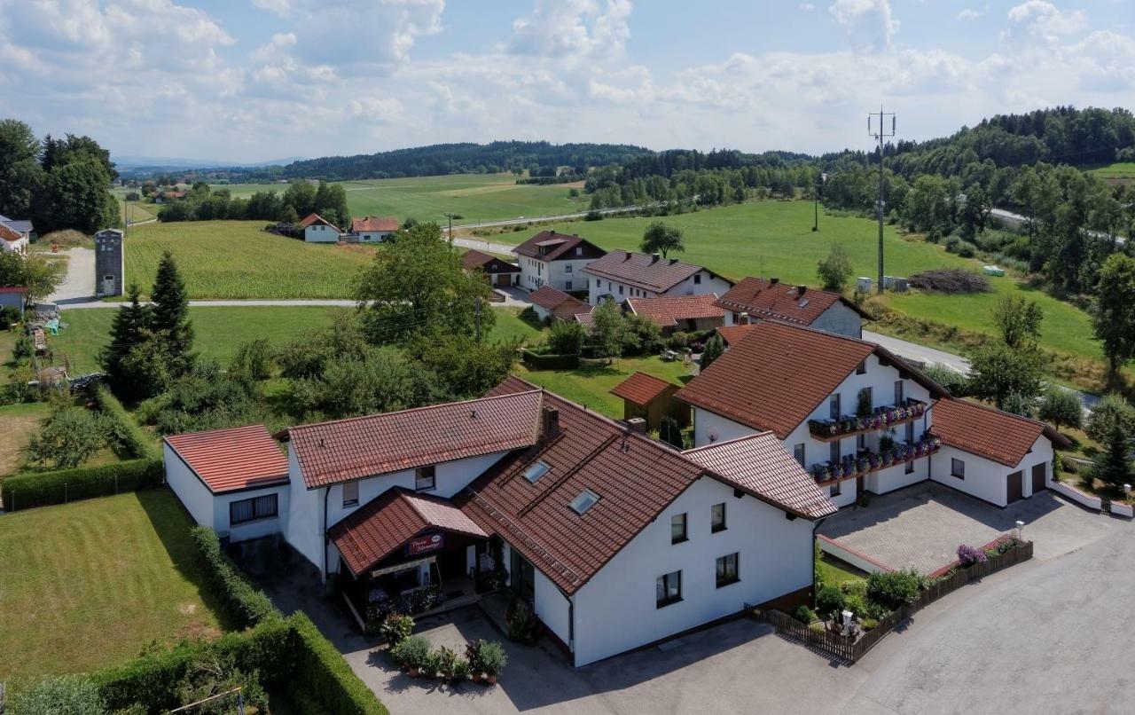 Pension Memminger Windorf  Экстерьер фото
